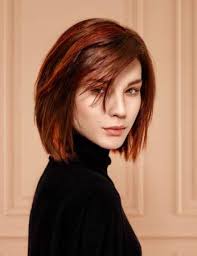 Quelle Coupe De Cheveux Adopter A 50 60 Ans En 2020 Coupe De Cheveux Cheveux Courts 60 Ans Coupe Carre