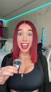 Jasmine Kern's Instagram, Twitter & Facebook