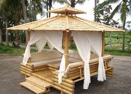 Sumatera, sumatra, jawa, kalimantan, sulawesi dll. 5 Desain Saung Bambu Unik Untuk Rumah Anda Solusiruma Com