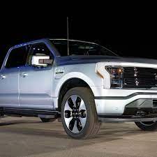 Most likely, ford will never make another version, so get one while you still can. Ford F 150 Lightning Vorgestellt Auch Joe Biden Ist Vom E Pickup Angetan Stern De