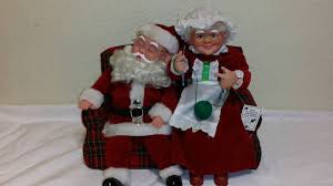 She should not be played with or positioned awkwardly. Animated Santa And Mrs Claus Youtube
