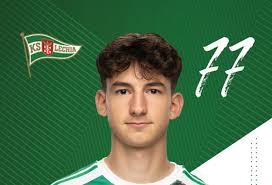 Sześć goli w pięciu meczach. Trener Lechii Gdańsk powinien dać mu szansę w  Ekstraklasie?