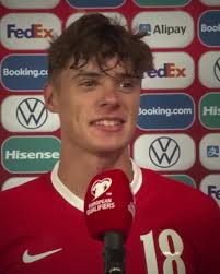 🇵🇱 >> #polen #polska #nicolazalewski #nicolazalewskiedit #asroma #poland  #laczynaspilka #qatar2022