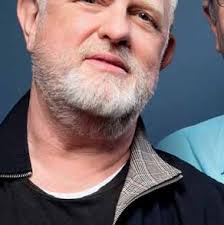 MANAGEMENT HEAVYWEIGHTS HARRY MAGEE &RICHARD GRIFFITHS ON 40 YEARS OF  FIGHTING THEIR ARTISTS' CORNER