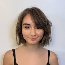 The casual and carefree style is now more likely to be papped by street style photographers at fashion. 45 Best Short Hairstyles For Thin Hair To Look Cute