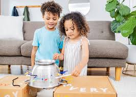 In practice, it involves processes for constructing contributions, responding to previous comments, and transitioning to a different speaker. 4 Activities That Teach Kids How To Take Turns Lovevery