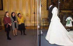 Princess Eugenie Reunites With Her Wedding Dress In Special Visit To Royal Exhibition Hello