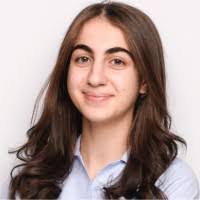 Leann Gardner's Instagram, Twitter & Facebook