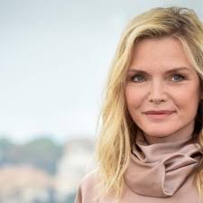 Diana Malone's Instagram, Twitter & Facebook