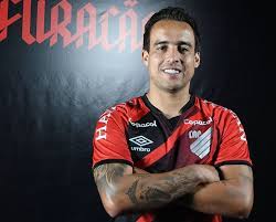 90'+9' second half ends, athletico paranaense 4, américa de cali 1. Pros E Contras De Jadson Reforco Gera Debate E Analistas Veem Meia Na Reserva Do Athletico Athletico Pr Ge