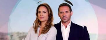 Un si grand soleil est une série tv de olivier szulzynger et eline le fur avec melanie maudran (claire estrela), jérémy banster (julien bastide). Un Si Grand Soleil Claire Et Julien Vont Ils Tout Quitter Pour Se Mettre Officiellement Ensemble Spoilers Sur Buzz Insolite Et Culture