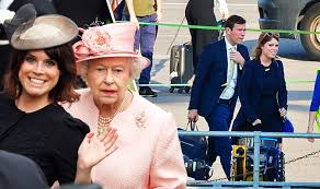 Jun 06, 2021 · august brooksbank is only three months older than lilibet credit: Queen Meets Princess Eugenie S Boyfriend Jack Brooksbank As Engagement Looms Royal News Express Co Uk