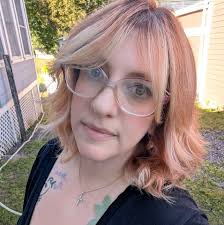 Bobby breaks wind! #bobbytherabbit #techdecks #candlemaking