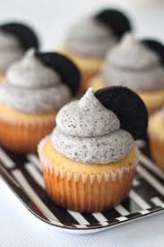 Oreo Cupcakes With Oreo Buttercream Tide Thyme Recipe Desserts Cupcake Recipes Cupcake Cakes