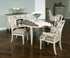 American drew offers some tropical flair with the grand isles collection, and boasts your american roots in their americana collection. American Drew Southbury Dining Collection