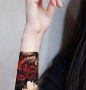 Ini juga merupakan tempat yang baik untuk menunjukkan seni tato karena mudah dilihat. Terkeren 29 Gambar Tato Keren Tato Kecil Imut Di Jari Tangan Cewek Gambar Tato Tulisan Dapat Di Terapkan Pada Tubuh Dengan Desai Tato Keren Gambar Tato Tato