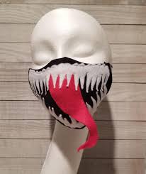 My Mom Made Me A New Mask For Dashing Comes With Filter What Do You Guys Think Doordash