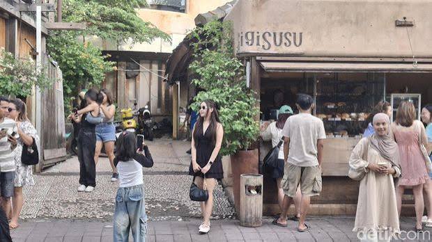 Viral di TikTok, Gigi Susu Cafe Canggu Diserbu Pemburu Spot Estetik