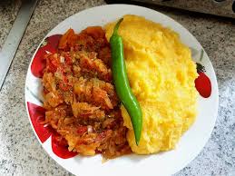 Varza calita de post este o mancare satioasa, ideala pentru perioadele de post din an. Varza Dulce Cu Ardei Copti Slow Cooking With Love