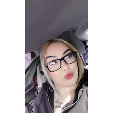 Helf me i can't decided,,, please,,,😊😊