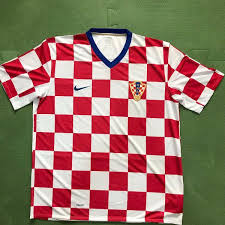 A tradicional camisa da seleção croácia não pode faltar na coleção dos amantes de futebol. Camisa Nike Croacia 2008 2009 Em Rio De Janeiro Clasf Moda E Beleza