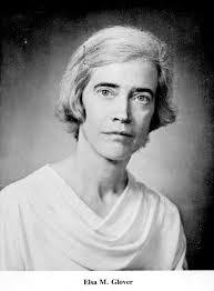 Elsa Glover's Instagram, Twitter & Facebook