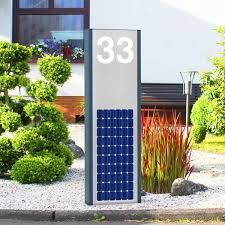 Design Led Solar Edelstahl Saule Stele Mit Beleuchteter Hausnummer Die Beleuchtete Led Edelstahl Stele Saule Wird Nac Hausnummer Beleuchtet Hausnummern Led