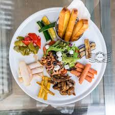 Complete combo between local & continental menus. Pizzeria Hard Rock Hotel Penang Crisp Of Life
