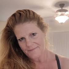 Waterfront restaurants with live music for birthday celebration?