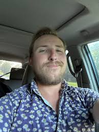 Seeking partner for 26-year-old iron worker in Powhatan