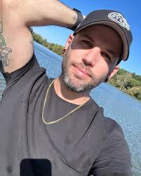 Richard Rogers (@imrichardrogers) • Instagram photos and videos