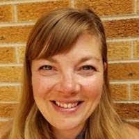 Loretta Nowak's Instagram, Twitter & Facebook