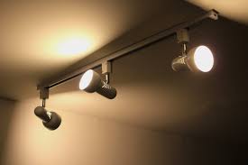 Led 6 light track light kit, matte nickel 6 way ceiling track lighting, cri≥90, flexibly rotatable light head, ceiling spot light for exhibition/hallway, included 6x 5w led gu10 bulbs (2700k, 510lm) 4.6 out of 5 stars. Track Lighting On A Basement Ceiling Homeselfe