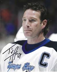 Autographed TIM TAYLOR 8X10 Tampa Bay Lightning photo