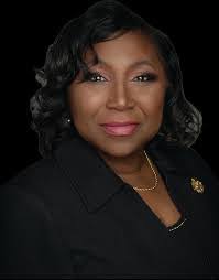 Kendra Gillespie's Instagram, Twitter & Facebook