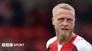 Fleetwood Town trio Tom Clarke, Ellis Harrison & Toto Nsiala sign new  contracts