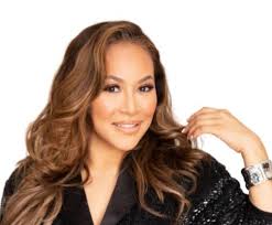 Jennifer Castillo, entrepreneur and realtor, files to run for mayor