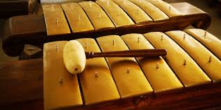 Alat musik satu ini juga sudah diakui oleh unesco (united nations educational, scientific and cultural organization) pada 2010 sebagai warisan budaya dunia. 10 Alat Musik Tradisional Dari Jawa Barat Beserta Gambarnya Coldeja Blog Seputar Informasi Menarik Unik Dan Bermanfaat
