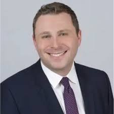 אָבִינוּ מַלְכֵּנוּ. נְקום לְעֵינֵנוּ נִקְמַת דַּם עֲבָדֶיךָ הַשָּׁפוּךְ: