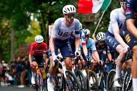 L'Américain Brandon McNulty piège les favoris et devient champion du monde, Paul Seixas hors du top 10 — L'Équipe
