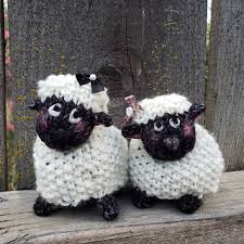 I'm also trying to make a membership area on my blog so you can easily download all the cross i wont tell you what it is yet. Ravelry Frogqueen33 S 2 Black Sheep White Sheep