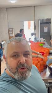 Василь Савляк updated his status.