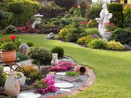 Gartenarbeit ist eine der idealsten physischen aktivitäten, die sie wahrnehmen können, da sie einen hohen nutzen für ihre physische und psychische gesundheit bereithält. Dekorationen Und Geschenke Mit Den Attraktiven Dekorationsartikeln Den Garten Verschonern Unsere Dekoideen