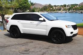 Black And White Jeep Grand Cherokee Jeep Grand Cherokee Rims Google Search Luxury Suv Cars Jeep Grand Cherokee Srt New Cars