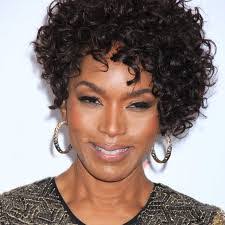 Helen Worthy's Instagram, Twitter & Facebook