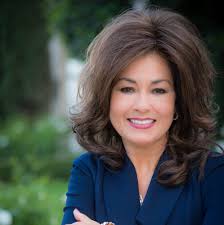 Dee Dee Flores-Scordino Mortgage Loan Originator NMLS #260572