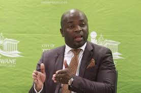 Tshwane mayor solly msimanga speaks at a media briefing held at tshwane house. Under Pressure Da Tshwane Mayor Solly Msimanga Quits Africa News 24 7