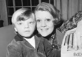 O xangô de baker street. Jo Soares Se Pronuncia Sobre A Morte Do Filho Autista Rafael Foi Um Menino Muito Especial Deficiente Ciente