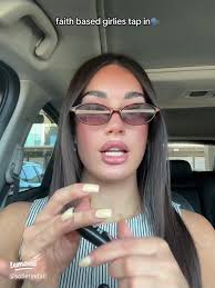 Empowering Christian Girls: Embrace Self-Love and Positivity