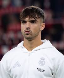 Héctor Santamaría (@HectorS2_)